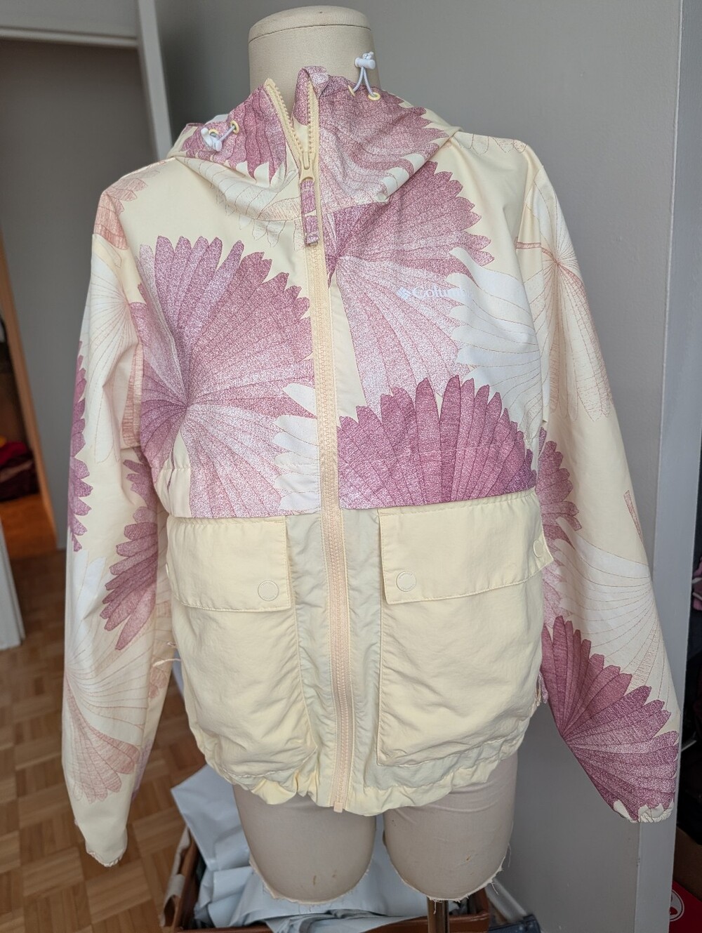 Columbia Hooded Windbreaker in Cream with Dusty Rose Floral Print